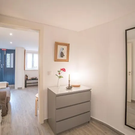 Heart Of Bairro Alto Ground Floor