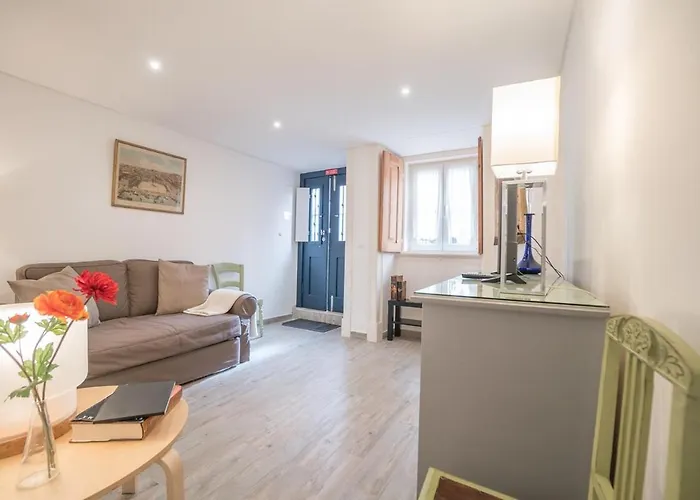 Heart Of Bairro Alto Ground Floor Lisbon