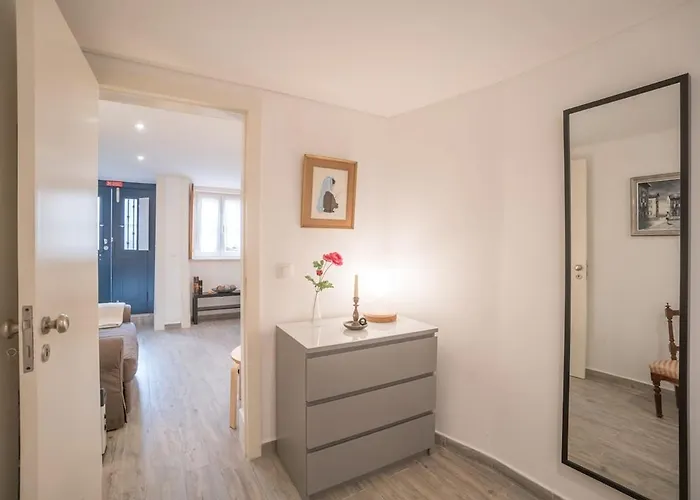 Heart Of Bairro Alto Ground Floor